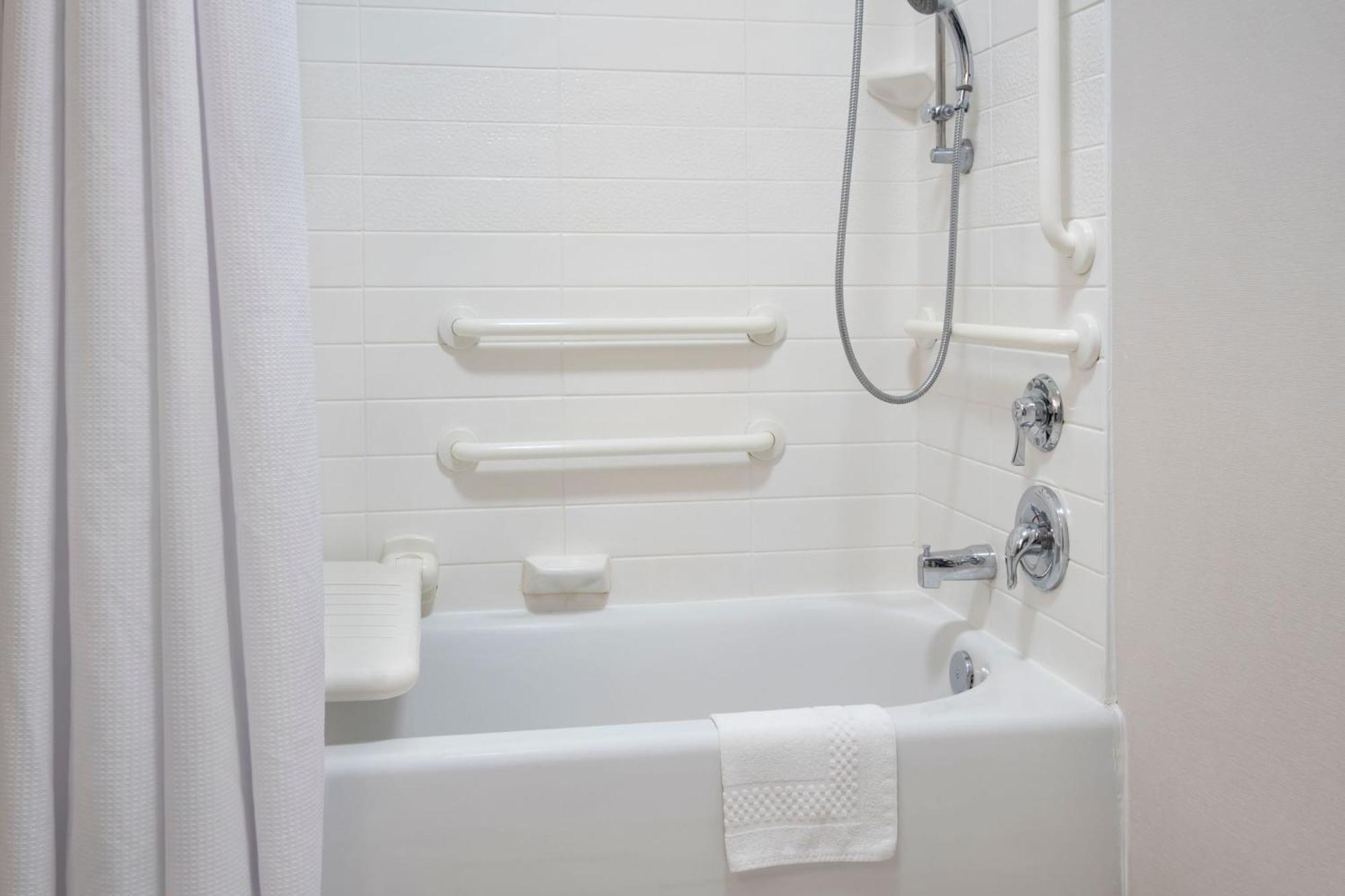 Fairfield Inn & Suites By Marriott Watertown Thousand Islands Eksteriør bilde
